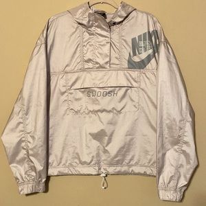 Nike Swoosh logo half-zip hooded pullover windbreaker w/front pocket. Size XXL